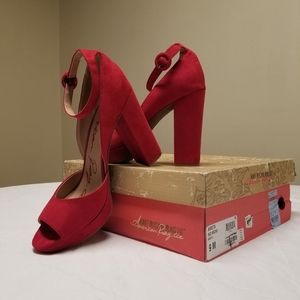 Reeta Block-Heel Platform Sandals